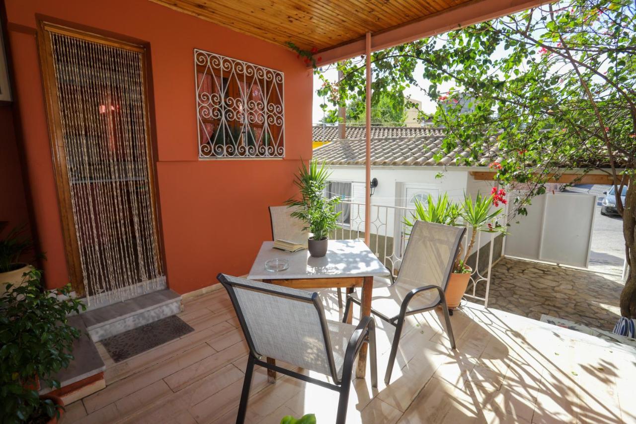 Family House At Corfu Town Apartment Exterior photo